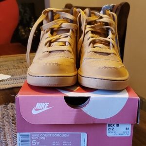 Nike Court Borough Mid (GS)